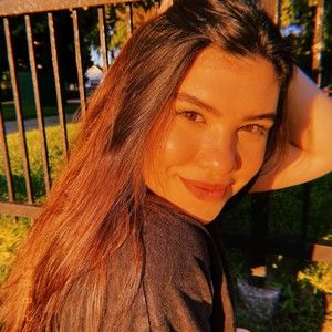 Meet your Posher, Bruna